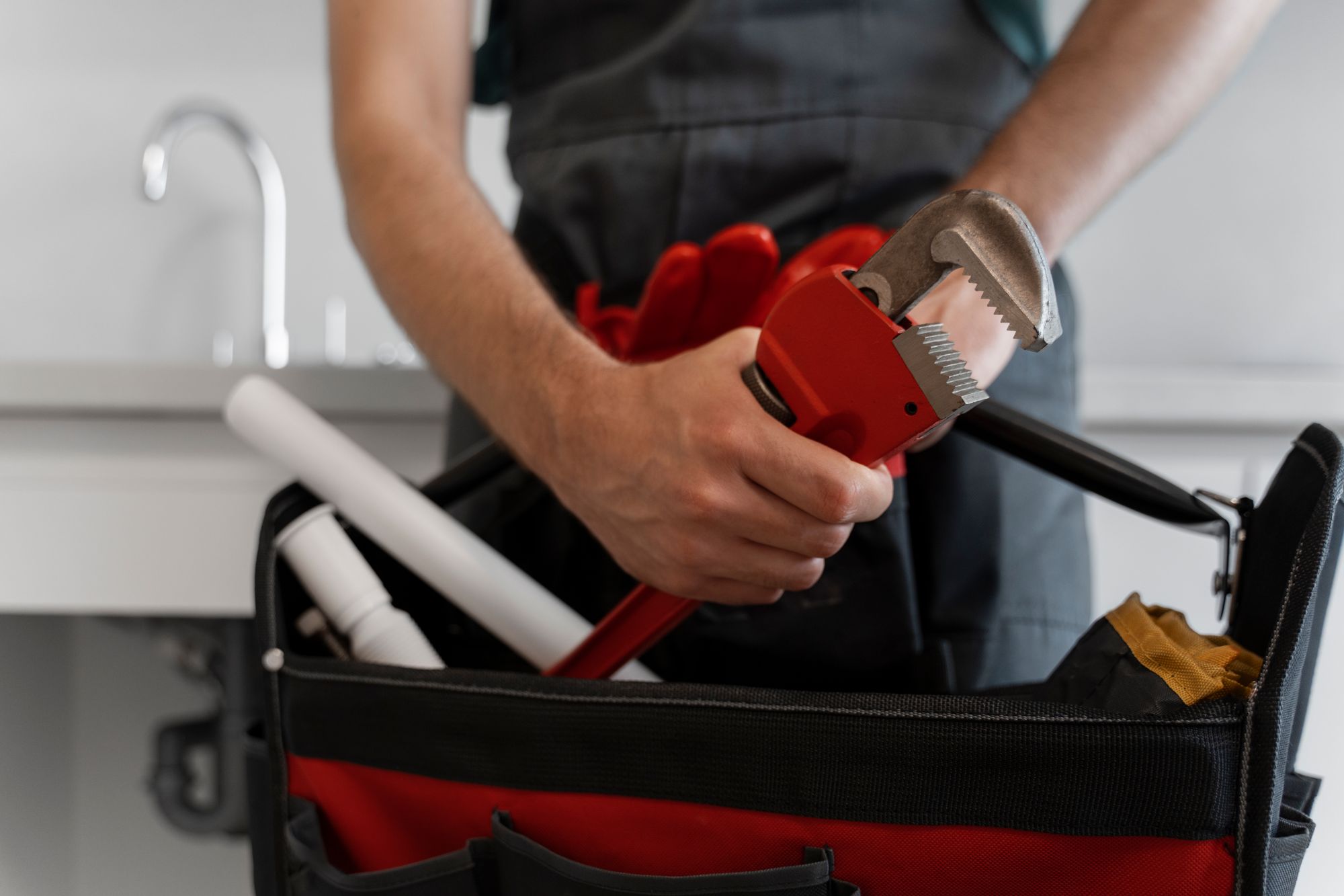 Why Choosing the Right Plumbing Tools Matters